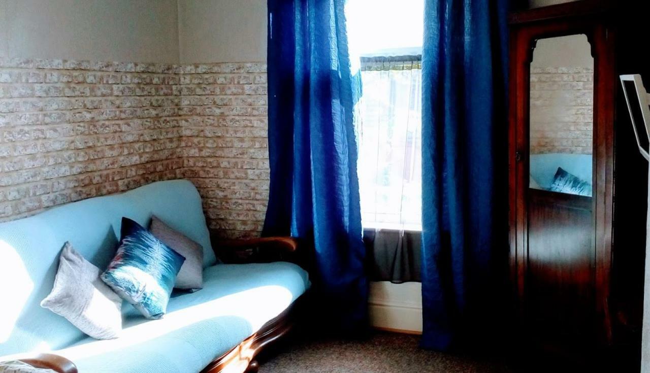 East Midlands Guesthouse Дербі Екстер'єр фото